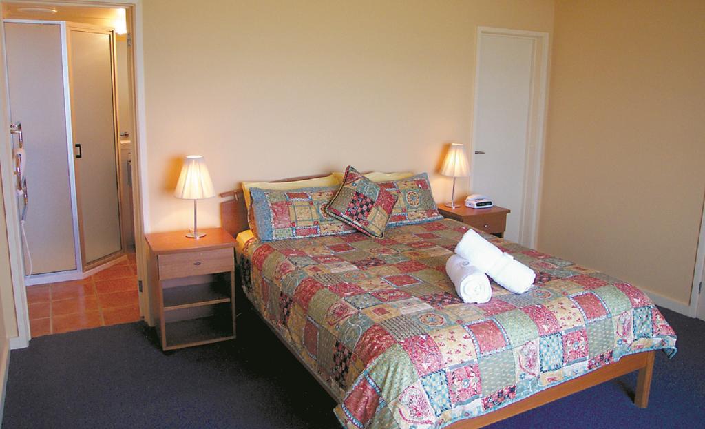 Horizons Beachfront Apartment Port Fairy Exteriör bild